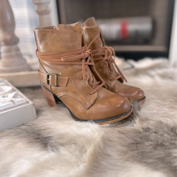 Shoes - Brown Leather Ankle Boots